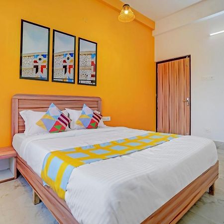 Oyo 79233 Hotel Hive Stays Kochi Exterior foto