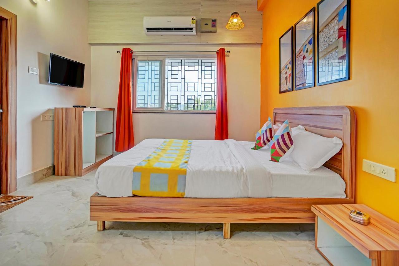 Oyo 79233 Hotel Hive Stays Kochi Exterior foto