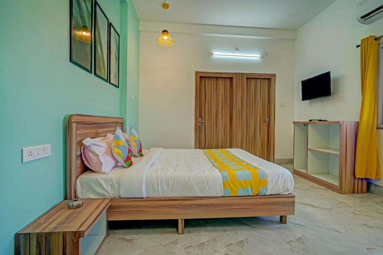 Oyo 79233 Hotel Hive Stays Kochi Exterior foto